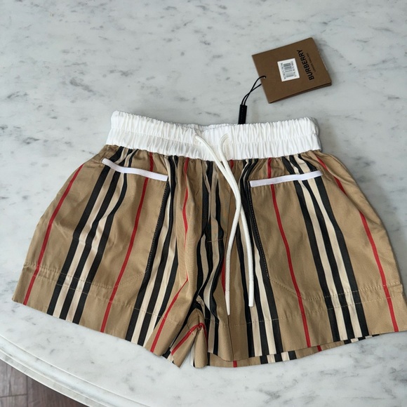 New kids Burberry plaid Shorts